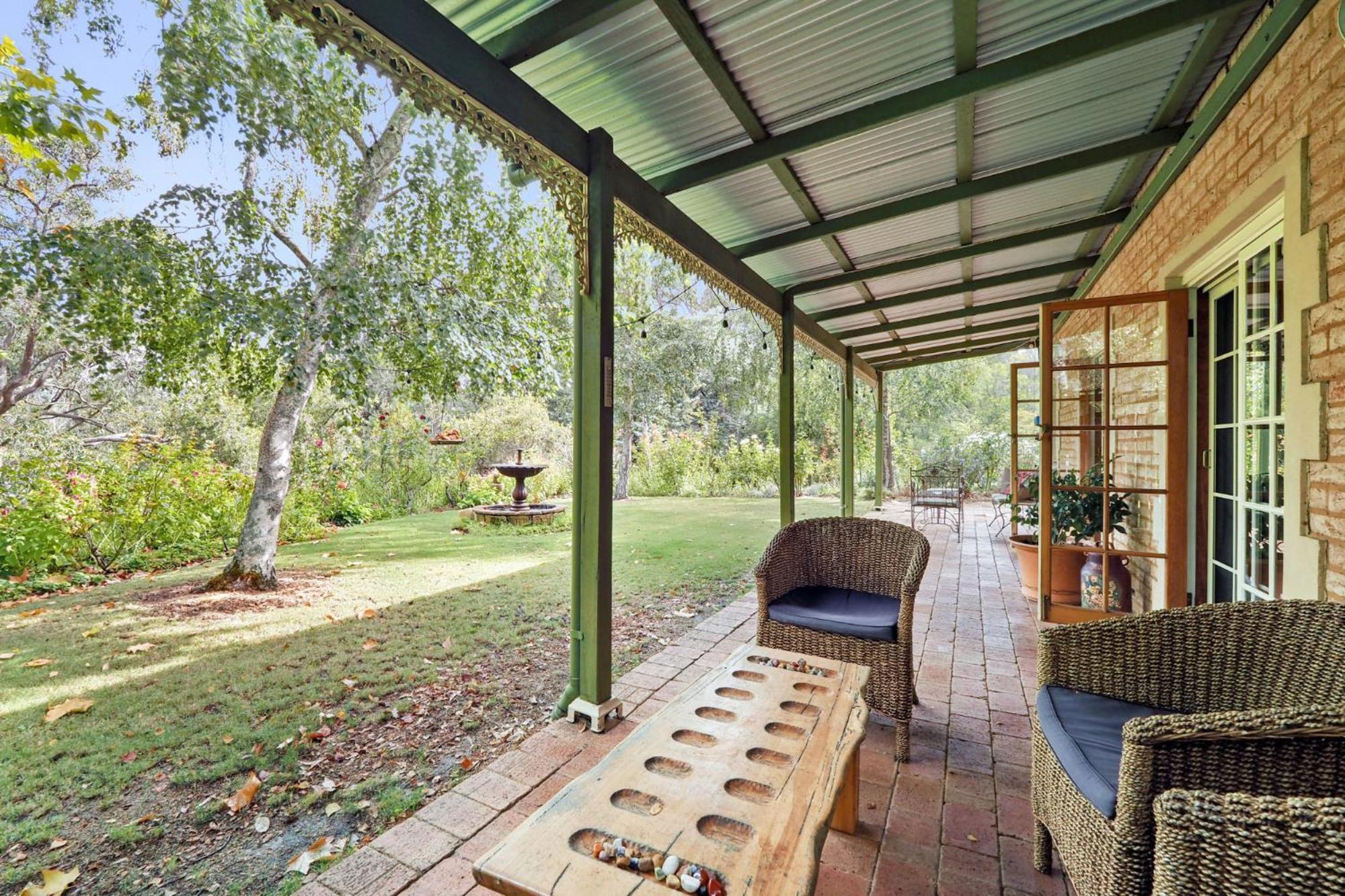 Holberry House Bed & Breakfast Nannup Exterior photo